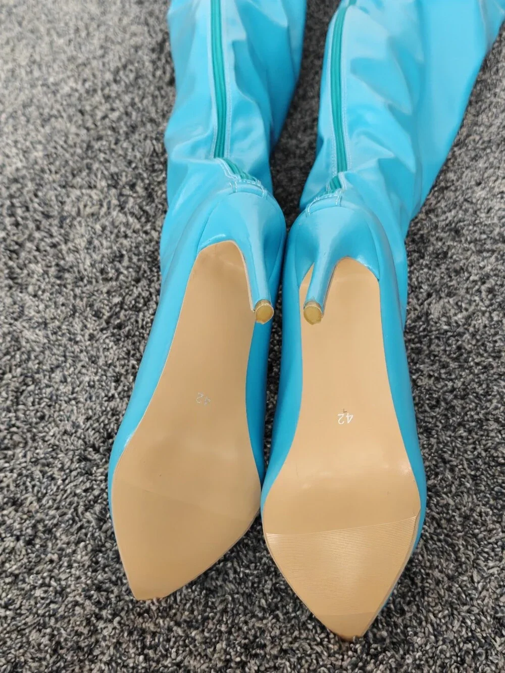 NWOT Thigh-High Patent Stiletto Boots in Turquoise, Size 42 (10)